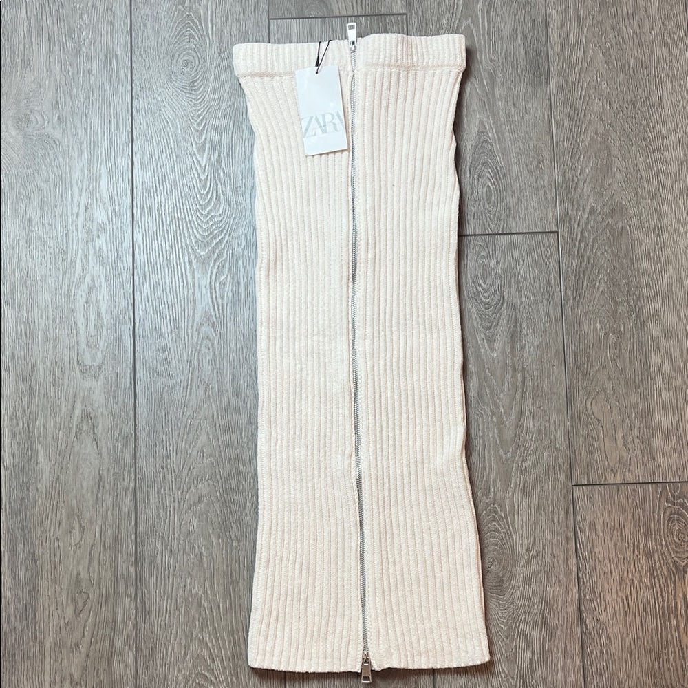 Zara Beige creme Ribbed Knit Skirt with Zipper nwt women size small